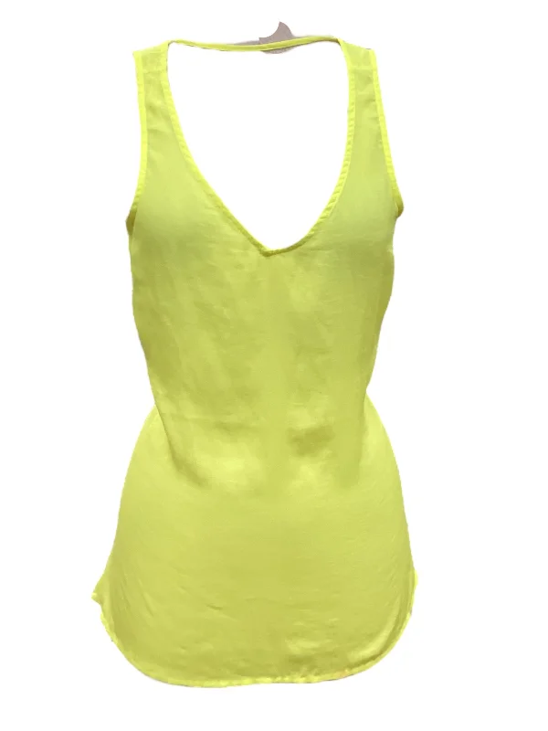 Top Sleeveless By Express  Size: M