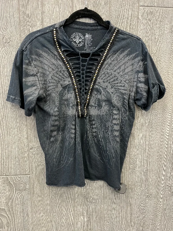 Top Short Sleeve By Affliction In Grey, Size: S