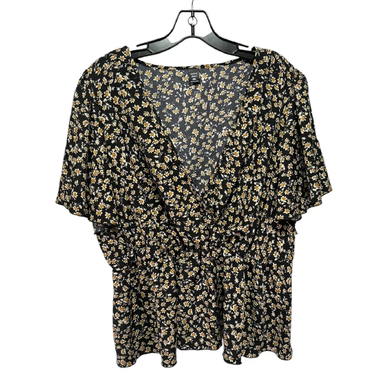 Top Short Sleeve By Shein In Floral Print, Size: 3x