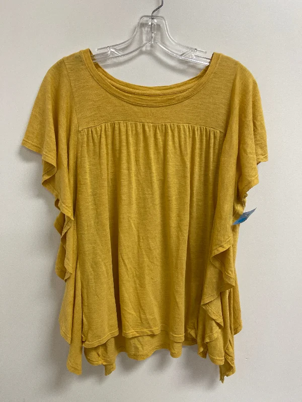 Top Short Sleeve By Wonderly In Yellow, Size: M