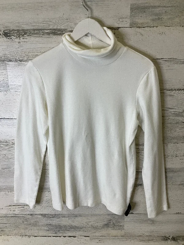 Top Long Sleeve By Croft And Barrow In White, Size: M